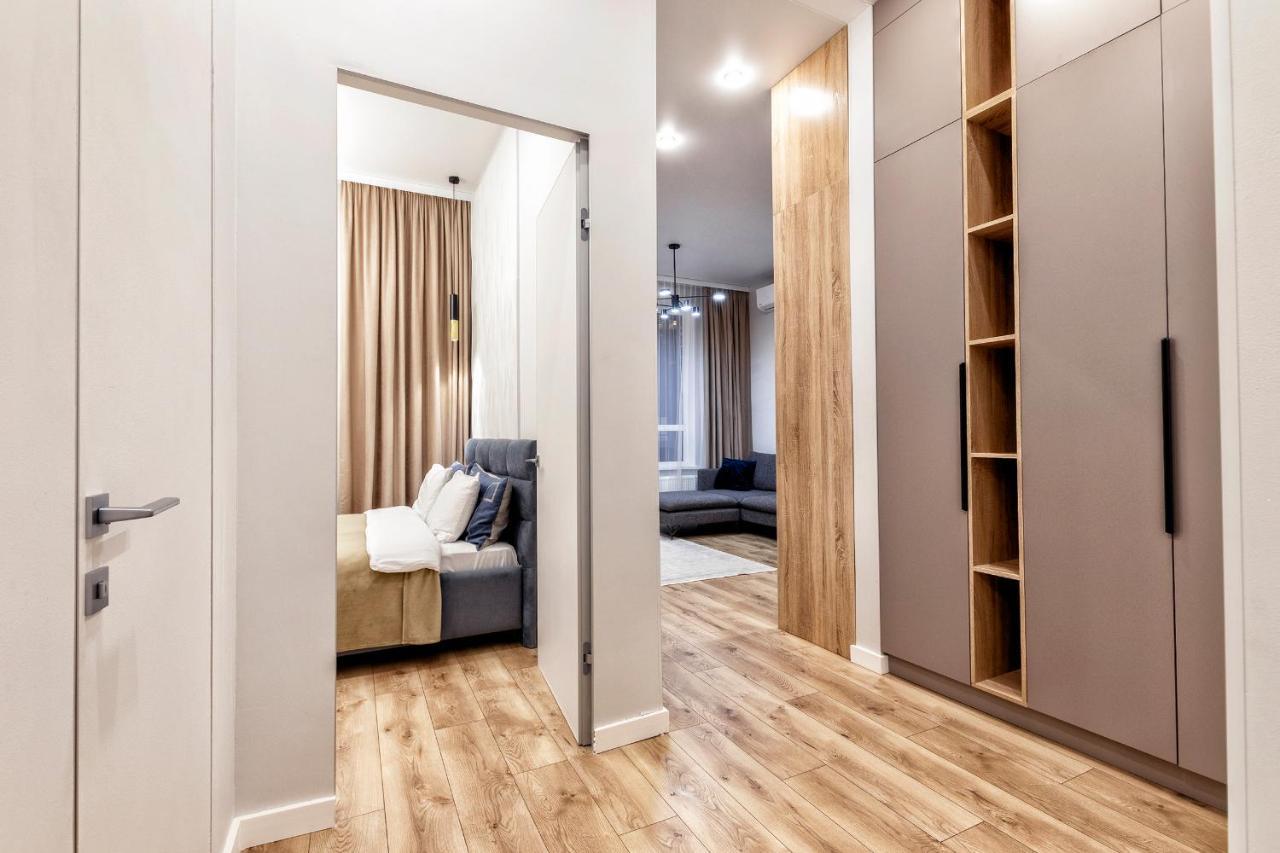 Aura Business Class Apartment Astana Exterior photo